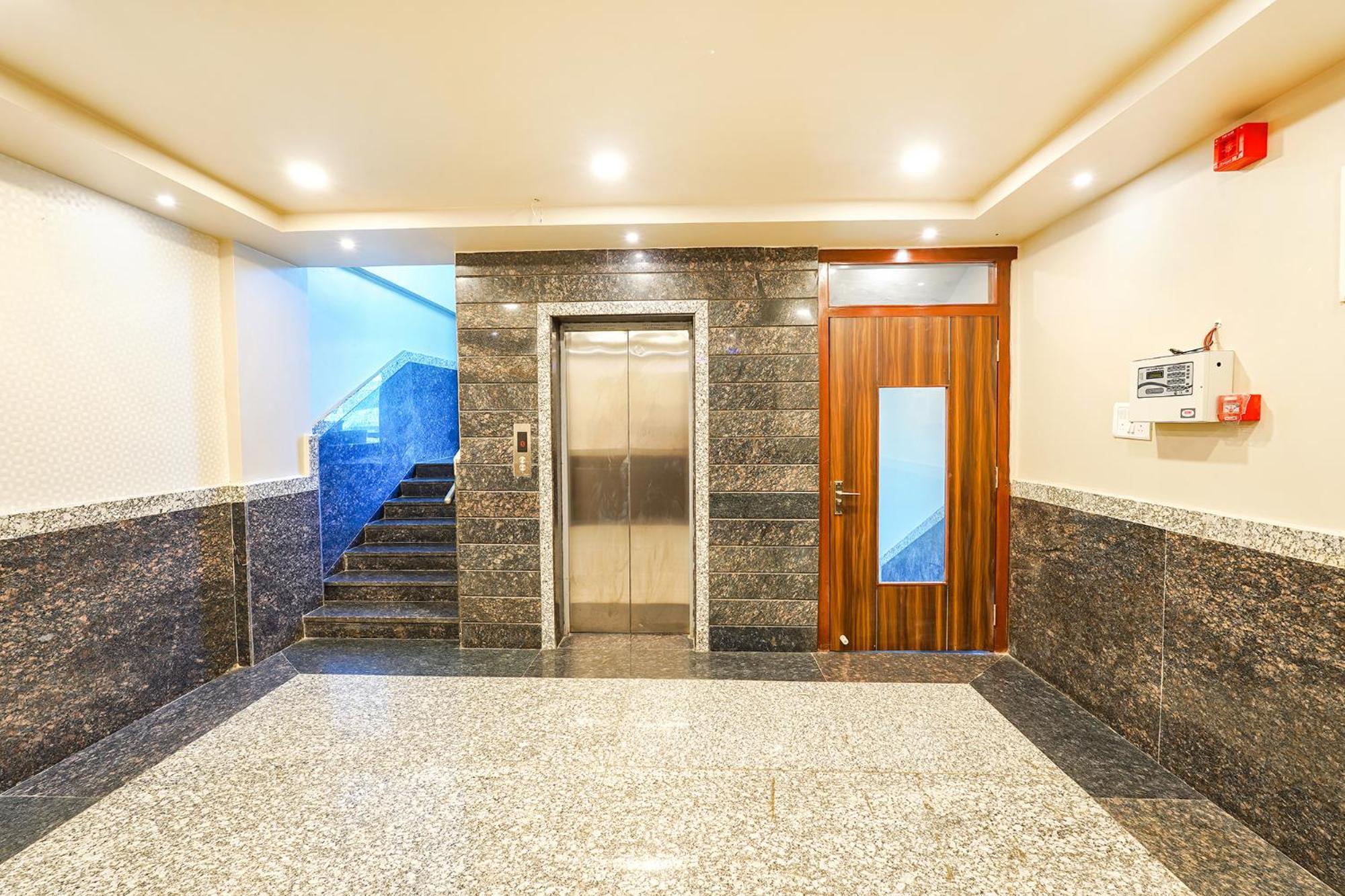 Fabhotel Grand Falcon Bengaluru Zewnętrze zdjęcie