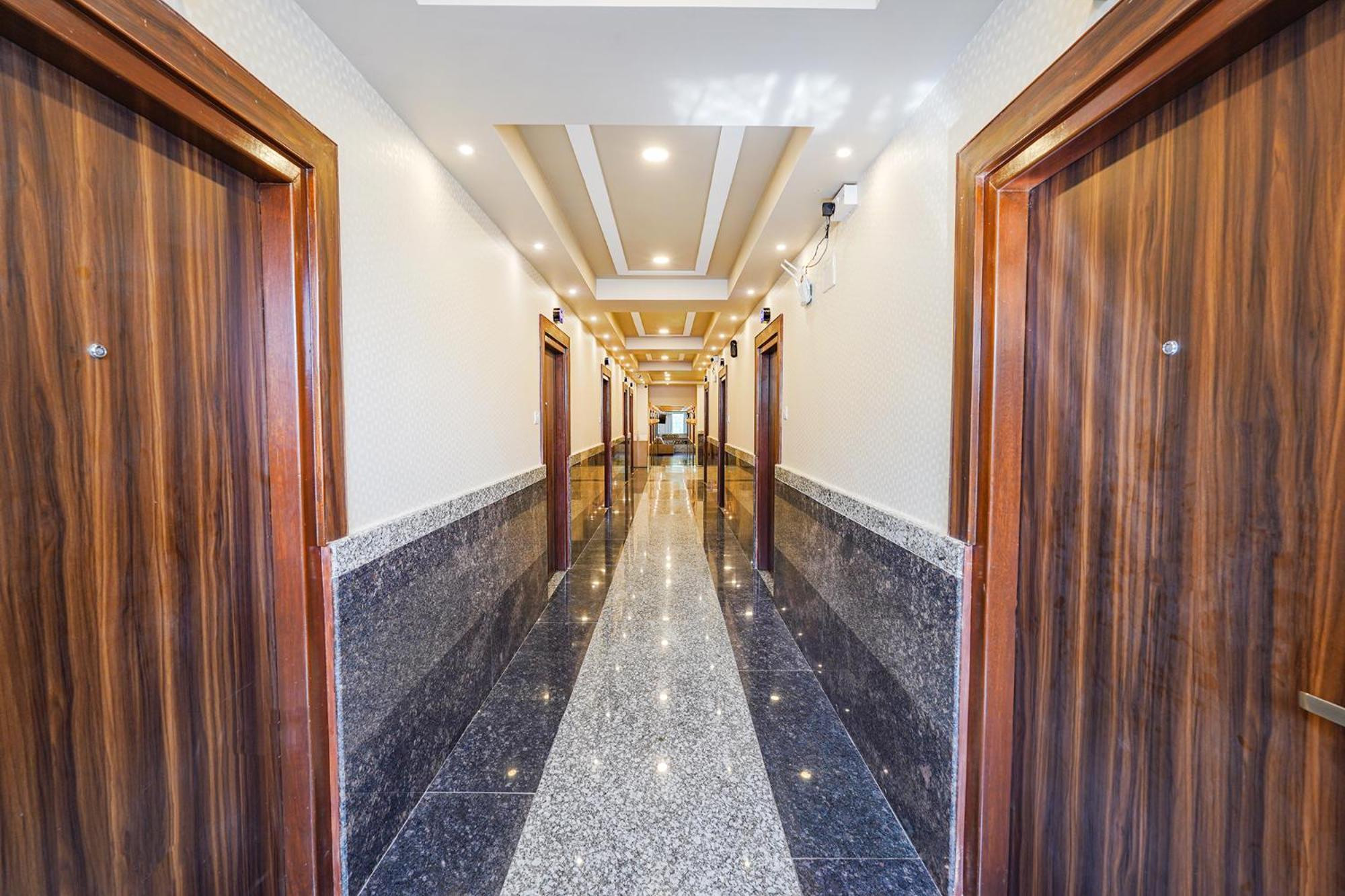 Fabhotel Grand Falcon Bengaluru Zewnętrze zdjęcie